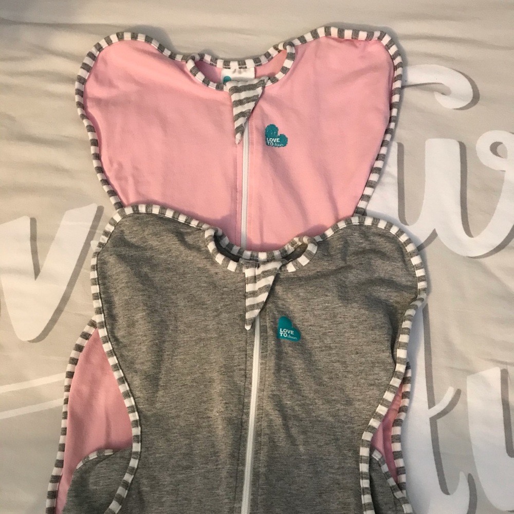 Swaddle up twin set